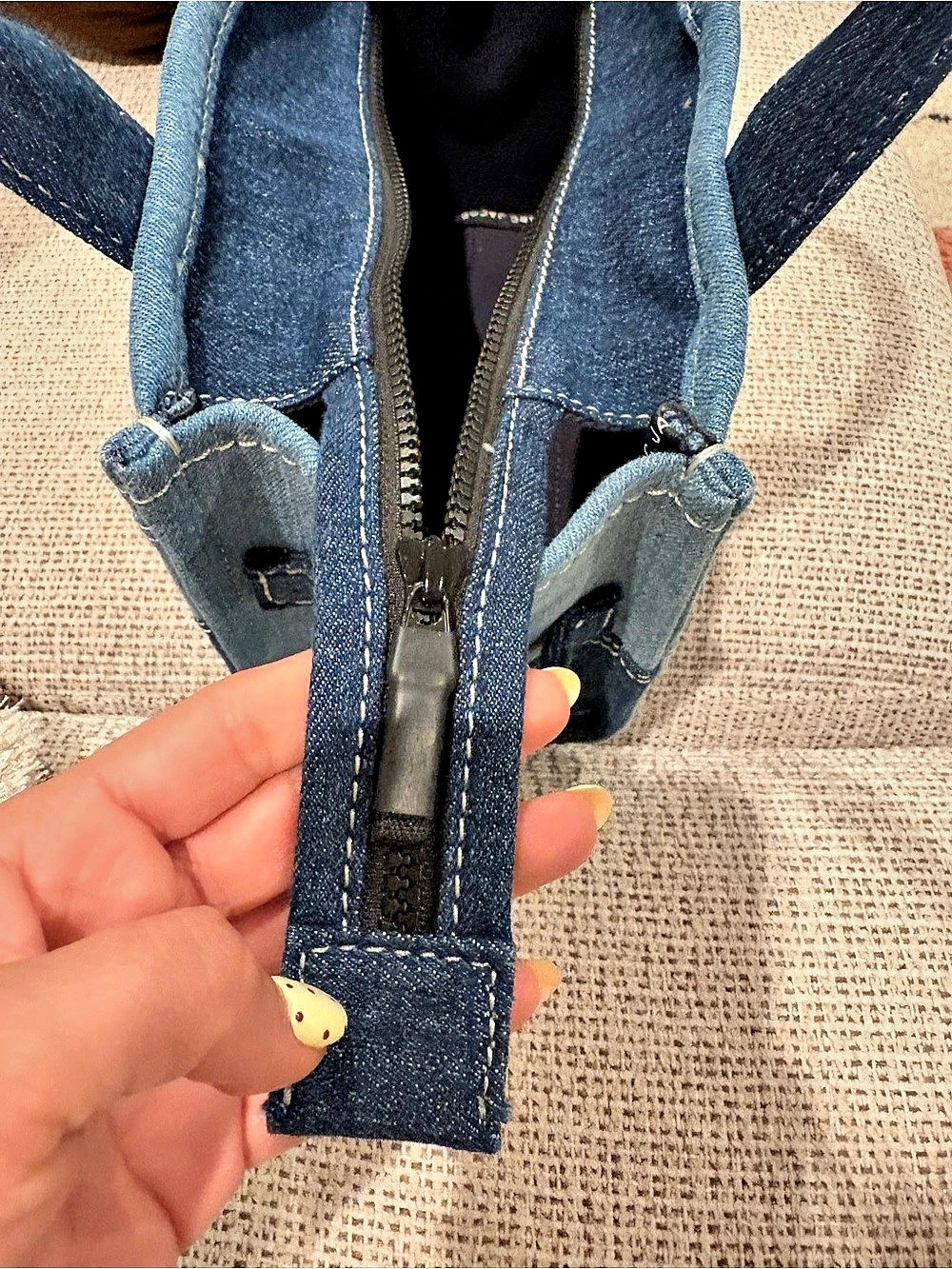 ✨Marc Jacobs (EUC) The Denim Small Tote Bag Patchwork✨ - Picture 6 of 10